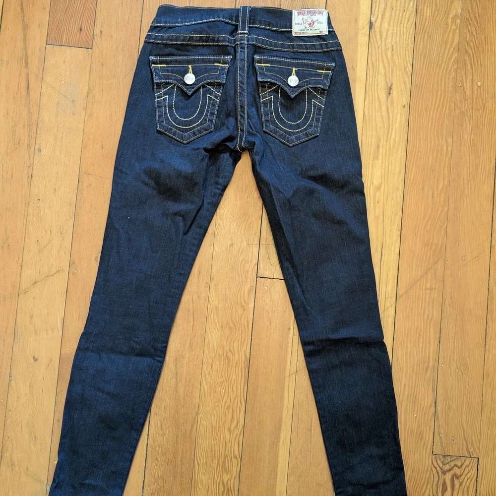 Y2K True Religion Women's Dark Indigo Blue Skinny Jeans Size 25 Indie Sleeze - Picture 2 of 8